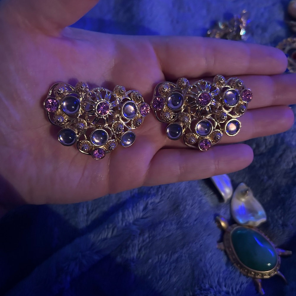 Vintage 1992 Jose And Maria Barrera clip on Earrings